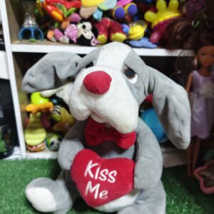 ตุ๊กตาหมาตัวนี้คือ Sound N Light Animatronics Singing Flapping Ear Puppy Dog