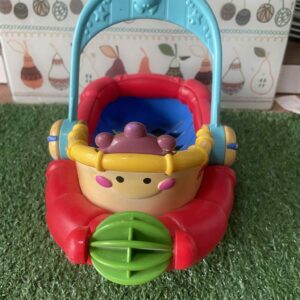 ของเล่นใน Fisher-Price Amazing Animals Tubtime Tugboat สำหรับเล่นในอ่างน้ำ