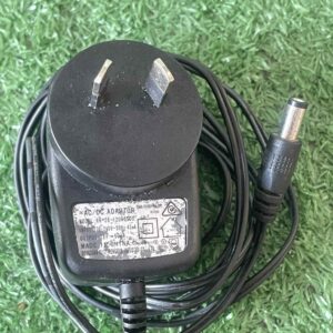 อะแดปเตอร์ AC/DC สำหรับแปลงไฟบ้านเป็นไฟฟ้ากระแสตรง 12 โวลต์