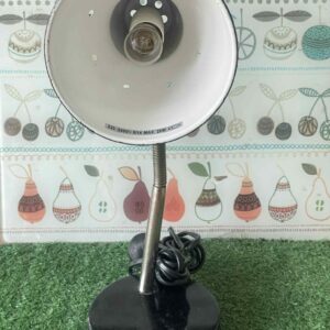 โคมไฟตั้งโต๊ะ