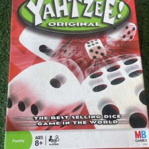 เกมทอยลูกเต๋าคลาสสิก Yahtzee! Original จาก MB Games