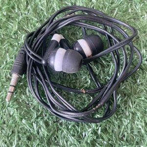 หูฟังอินเอียร์แบบมีสายพร้อมหัวต่อ 3.5 มม.