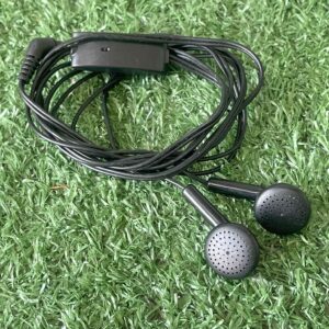 หูฟังแบบเอียร์บัด