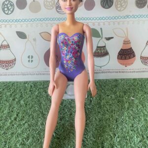 ตุ๊กตาบาร์บี้รุ่นชุดว่ายน้ำชายหาด